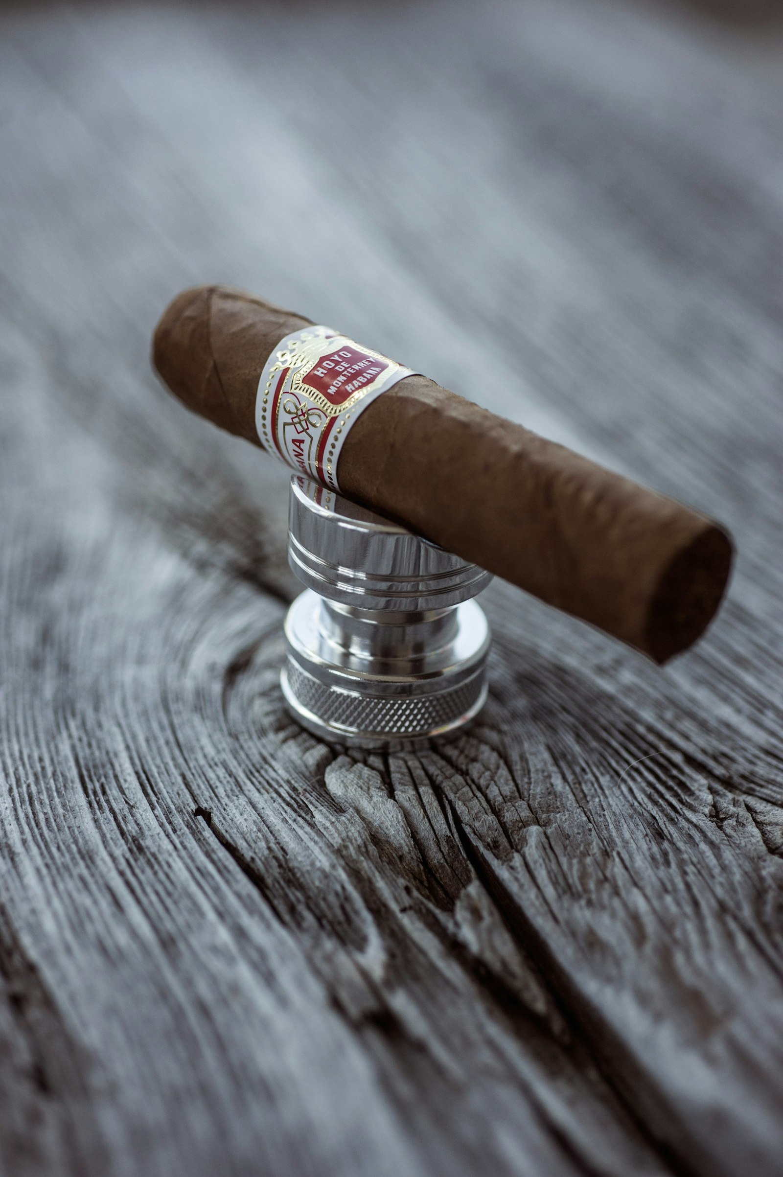 Ashology: The Study of Cigars